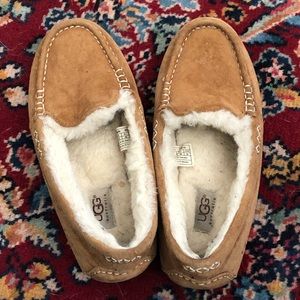 Ansley UGG Women’s Slippers